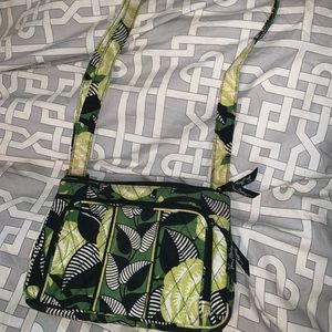 Vera Bradley Crossbody multi-pockets in Citron